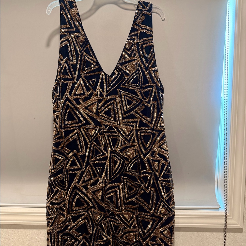 Elegant Black and Gold Geometric Dress